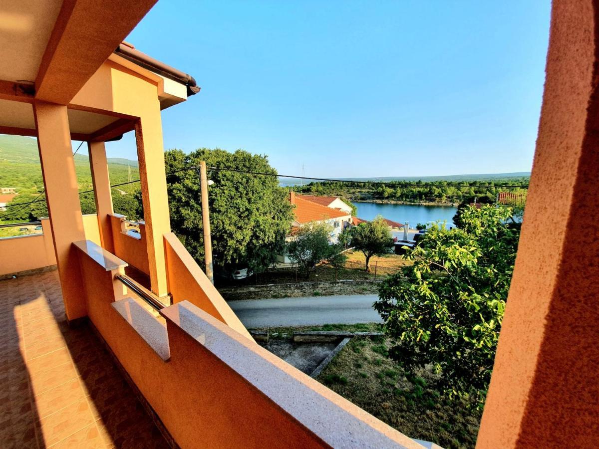 Apartmani Desnica Krusevo  ภายนอก รูปภาพ